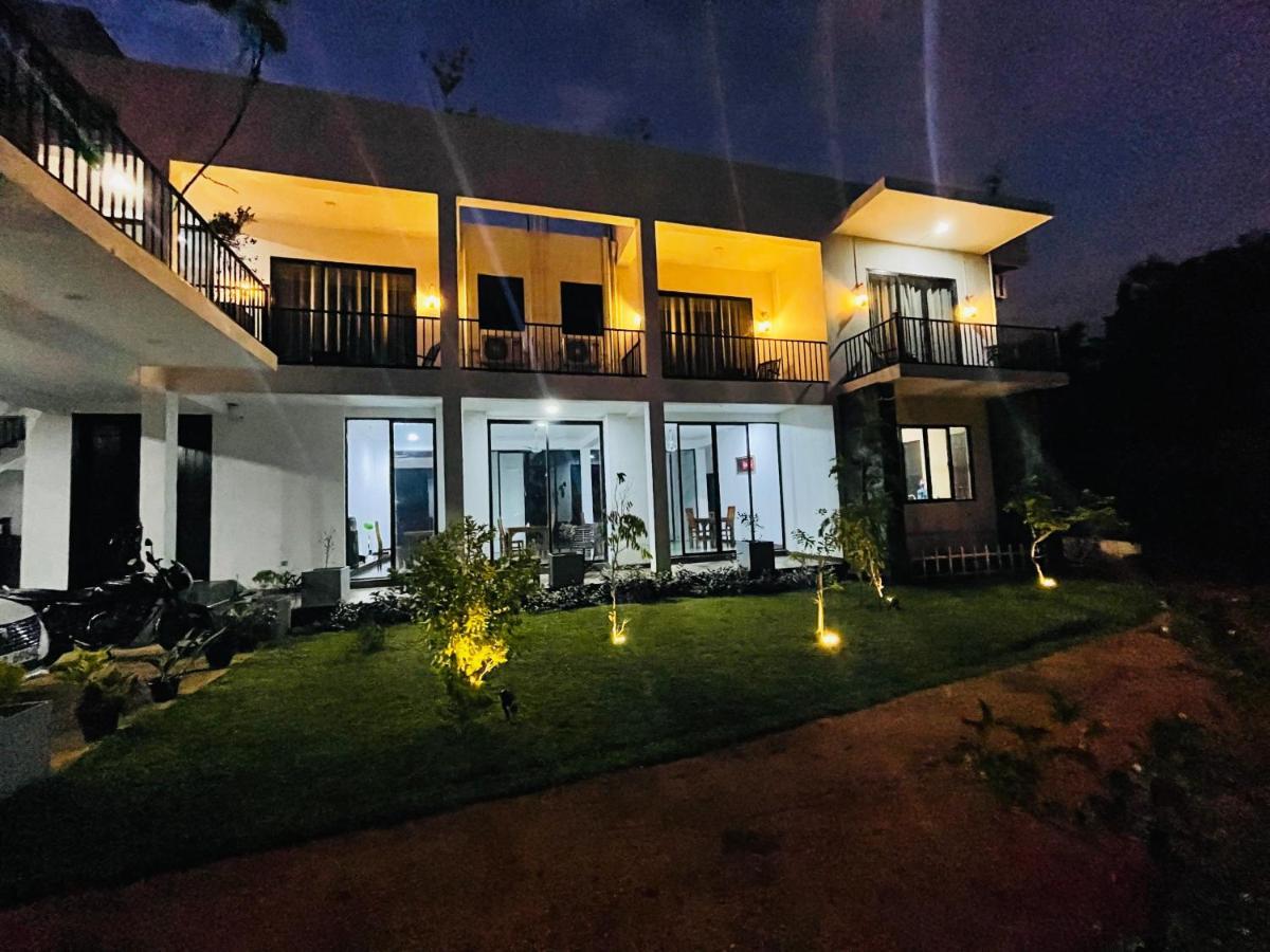 Black Mustang Hotel Dambulla